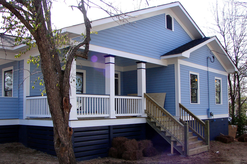 Exterior repaint on a weatherboard home